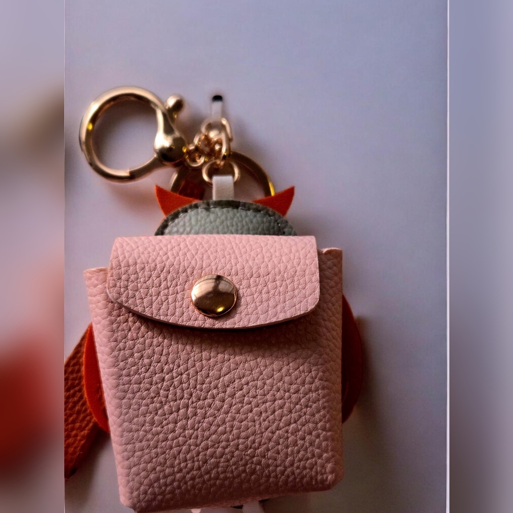 NEW Natasha Owl with Rhinestones and Small Backpouch Faux Leather Bag Charm 6"x3 - Picture 3 of 4